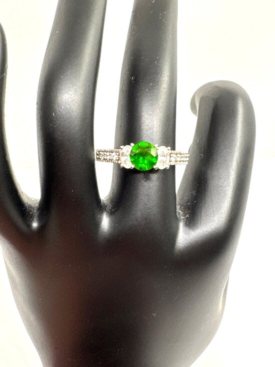 Jewelry - FI STER 10K Sterling Silver 10K White Gold Overlay Green Gemstone Ring Size 7.5